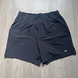 Alo - 5" Circuit Short - Black